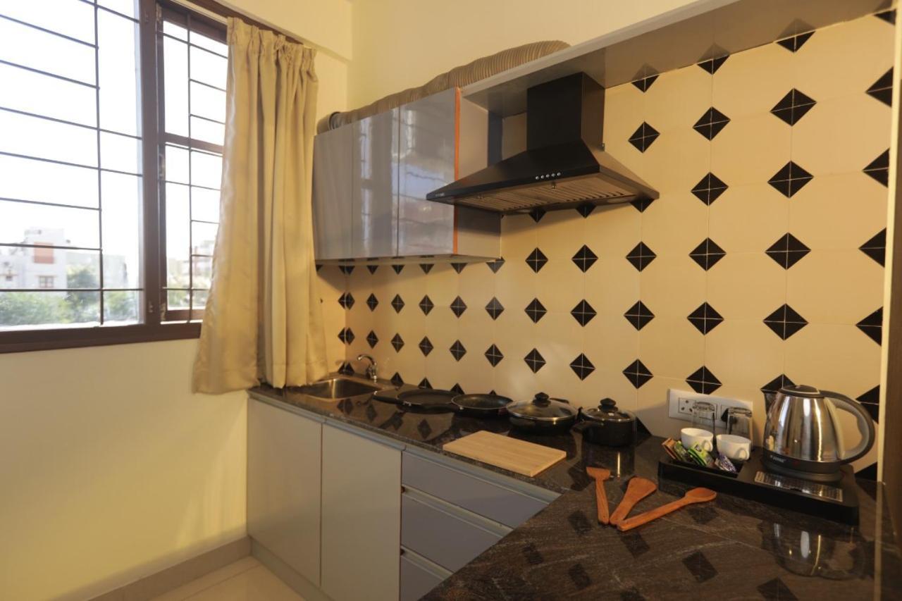 Elysian Grand Hotel Bengaluru Zewnętrze zdjęcie